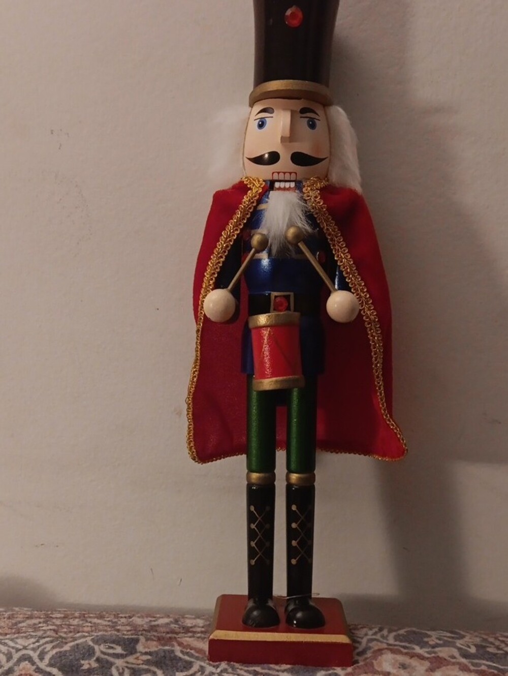 Nutcracker 14.5 "Drummer Figurine